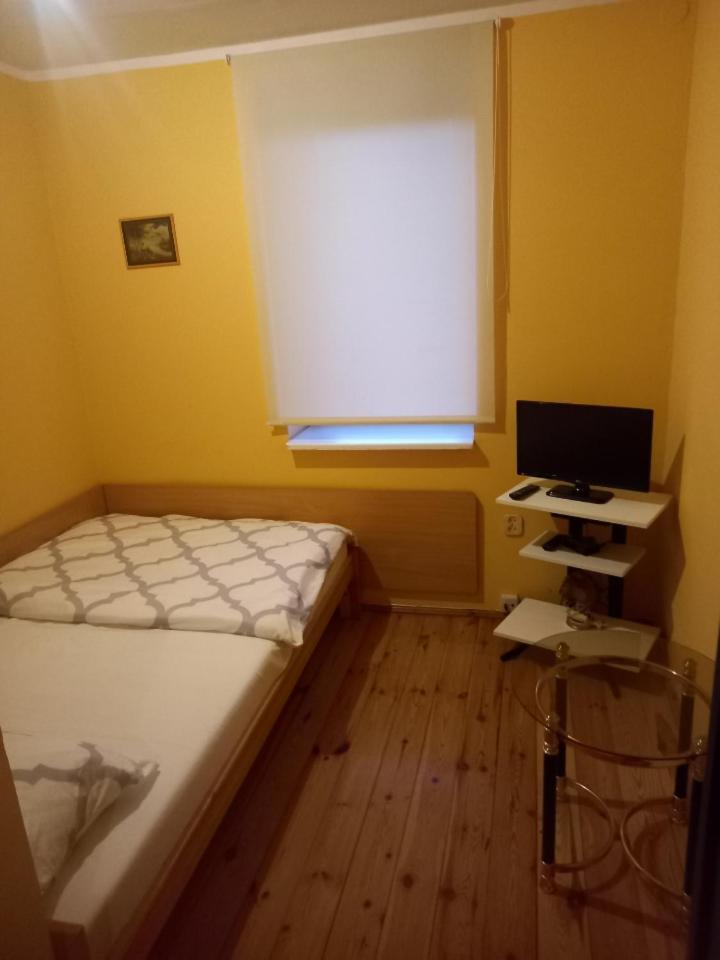 Rooms Noclegi Bytyn ภายนอก รูปภาพ